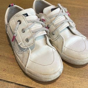 White Sperry memory foam. Size 11.5